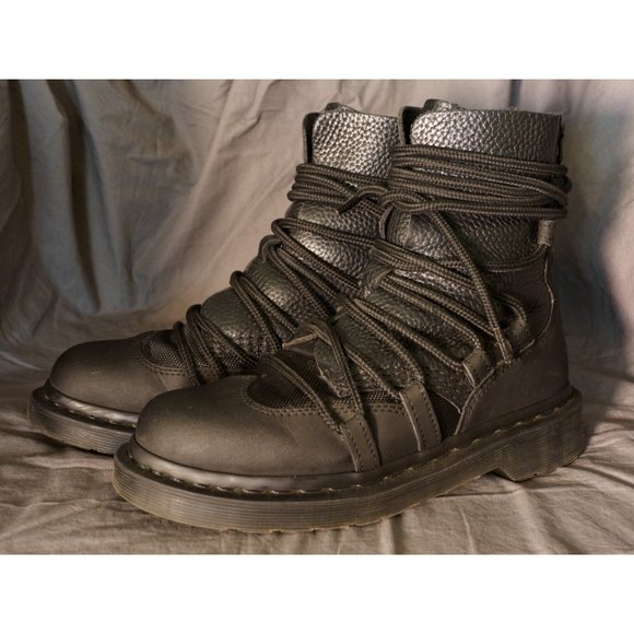Dr. Martens RARE Zelda Extreme Lace Boot - Picture 4 of 8